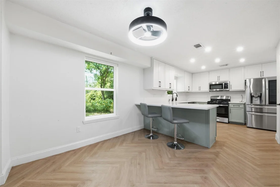 Photo of 710 Glen Haven Drive