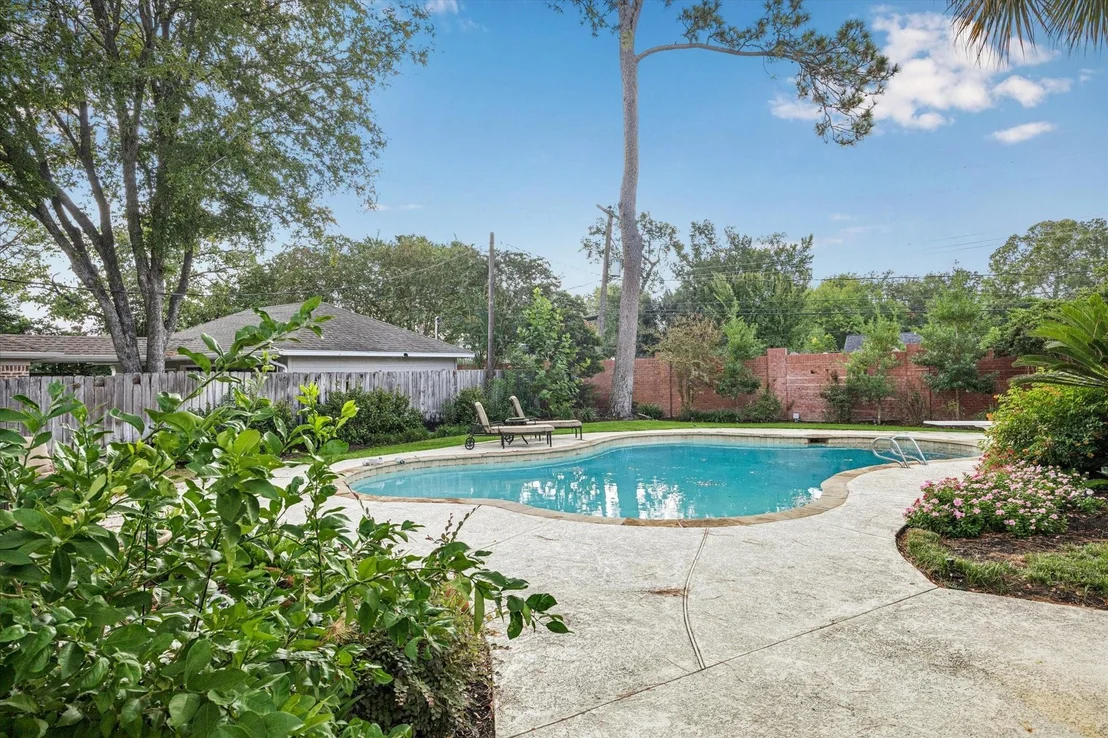 Photo of 13403 Taylorcrest Road