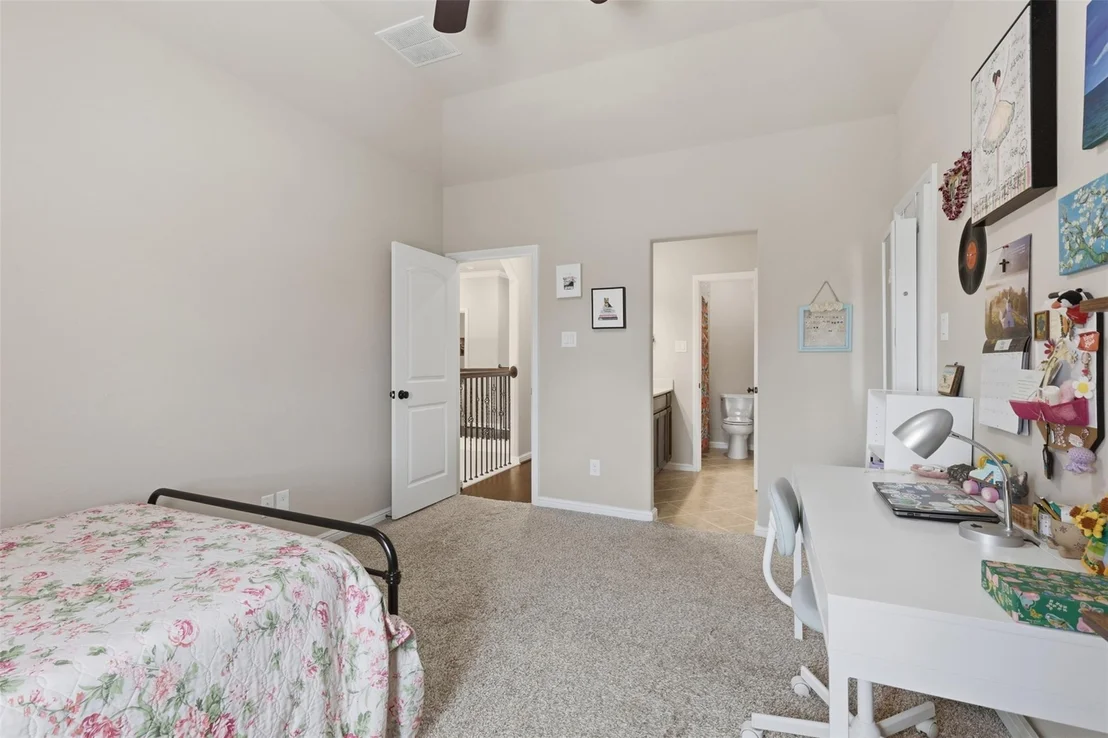 Photo of 27920 Seger Bend Trail