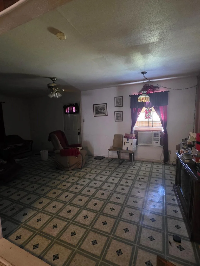 Photo of 3819 Alberta Street