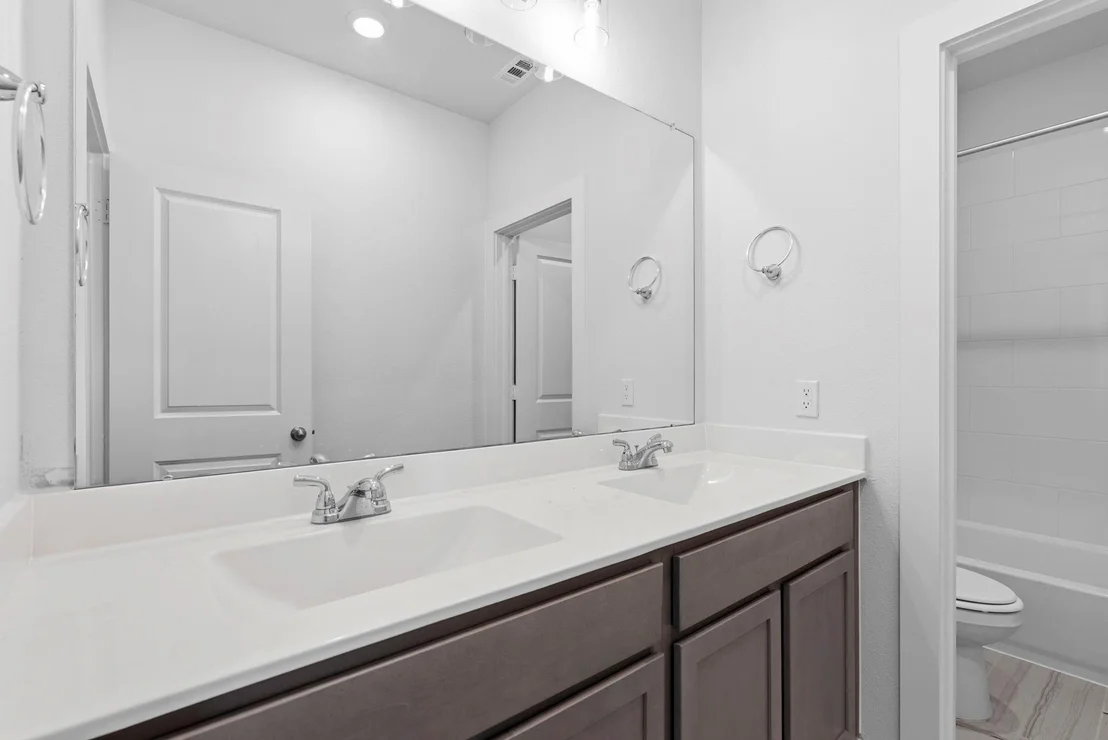 Photo of 3323 Verdant Lane