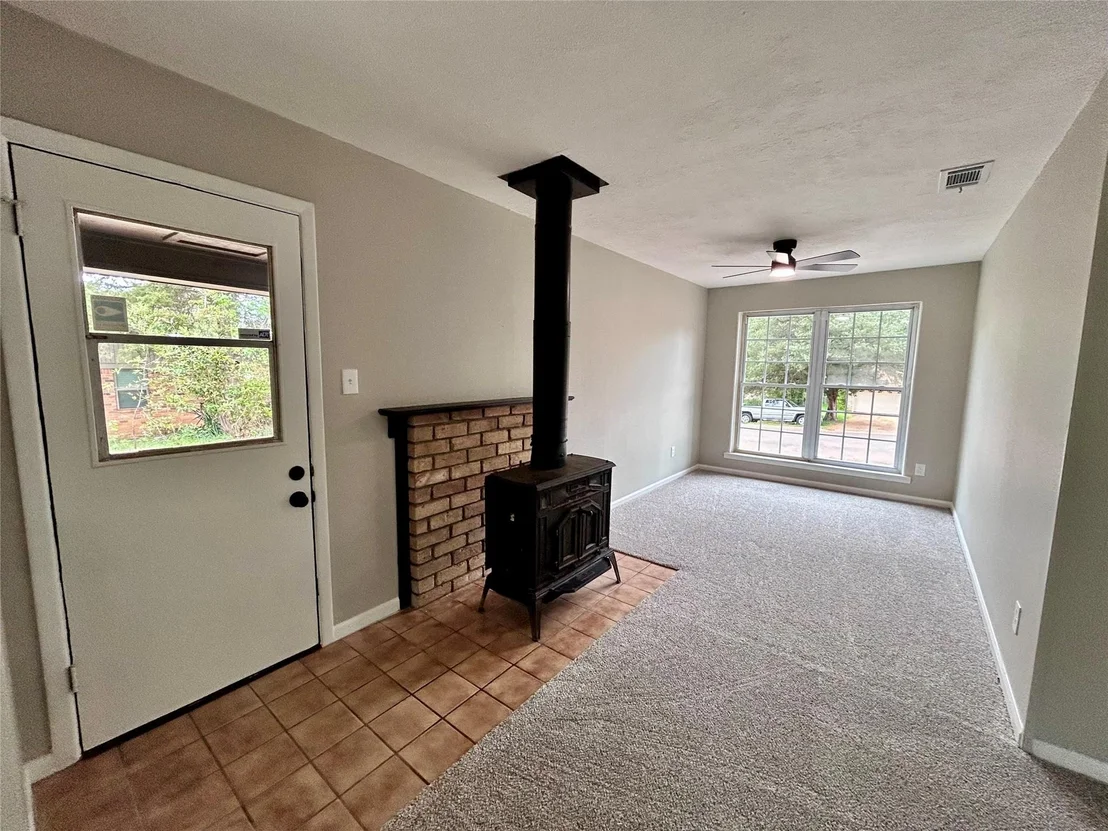 Photo of 1106 Annette Drive