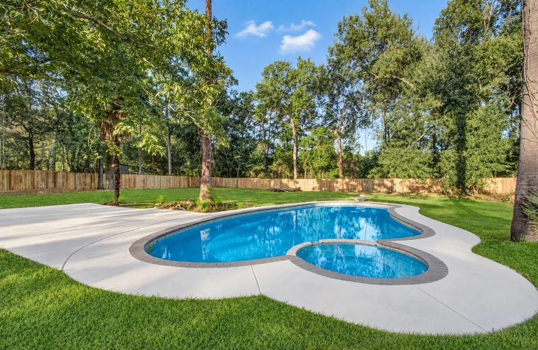 Photo of 16718 Charleston Drive