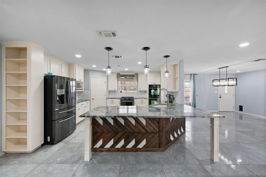Photo of 2373 County Road 248