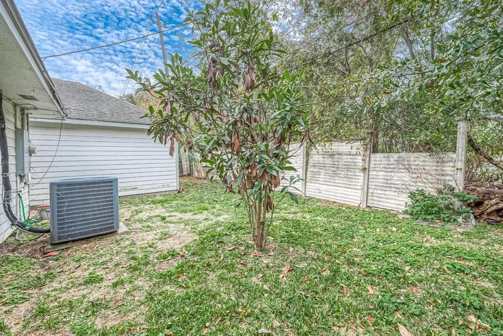 Photo of 2312 Suffolk Drive