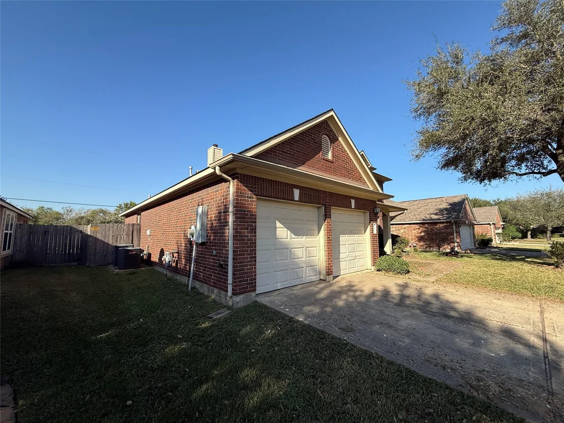 Photo of 5210 Benton Drive