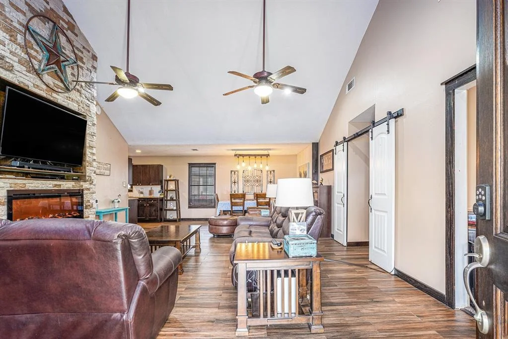 Photo of 4206 Lawrence Road