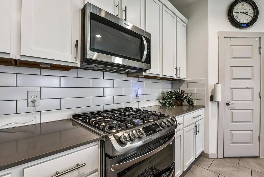 Photo of 7423 Ramsgate Cliff Lane