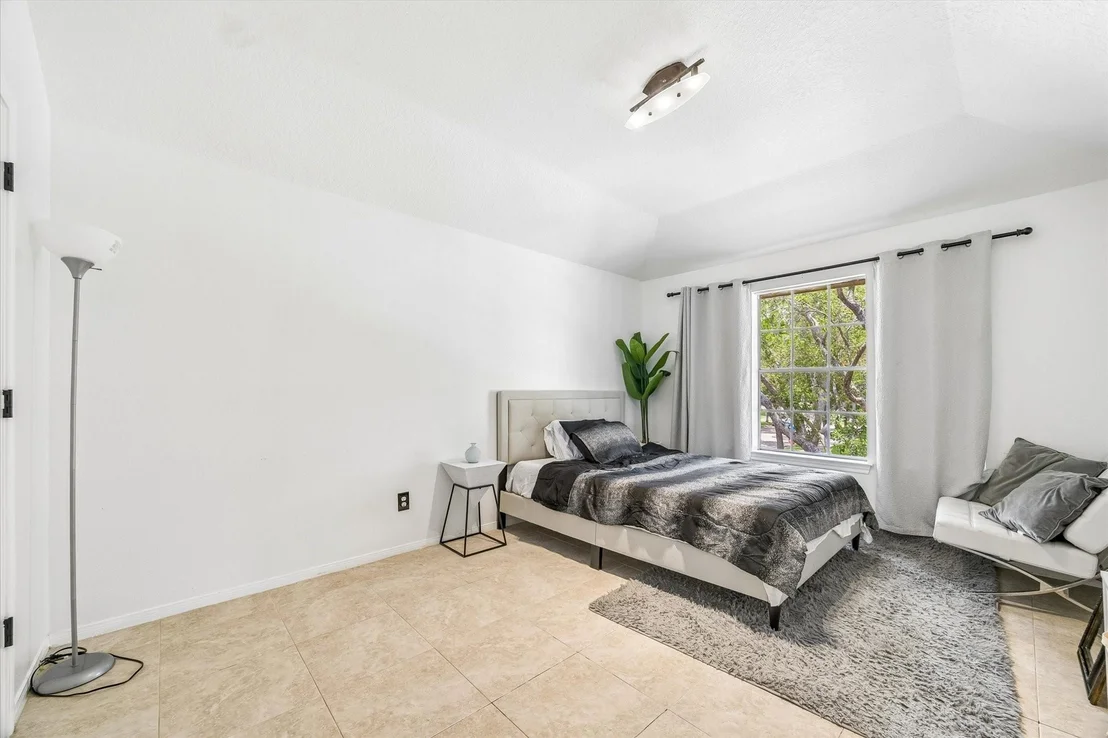 Photo of 39 Oakmere Place