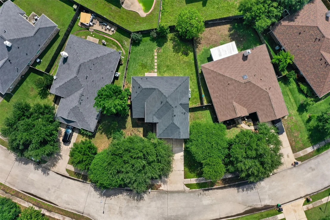 Photo of 24042 Lestergate Drive