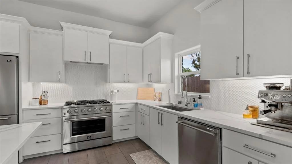 Photo of 3150 W Tower Circle