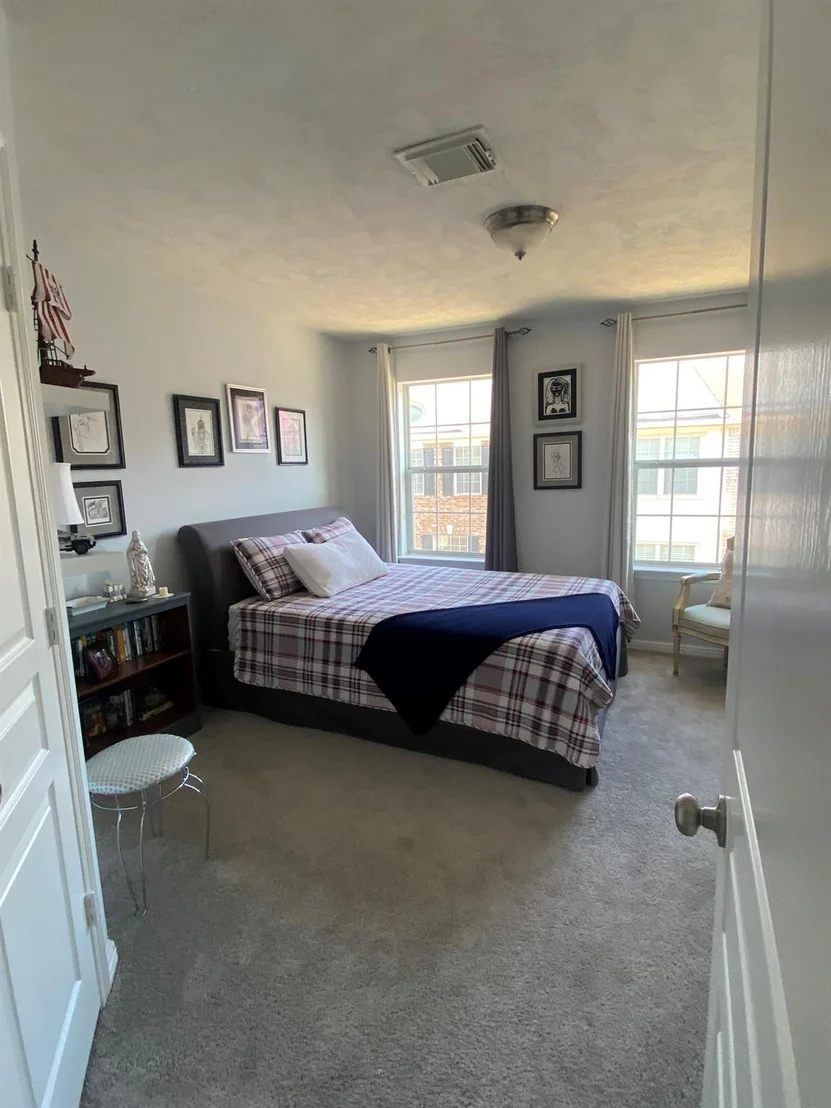 Photo of 2931 Bering Drive