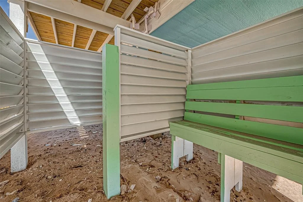Photo of 1115 White Cap Drive