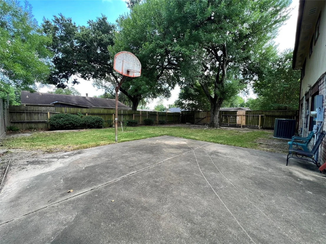 Photo of 2075 Delphi Lane