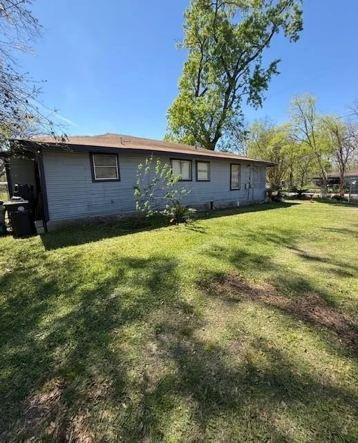 Photo of 9610 Tower Street