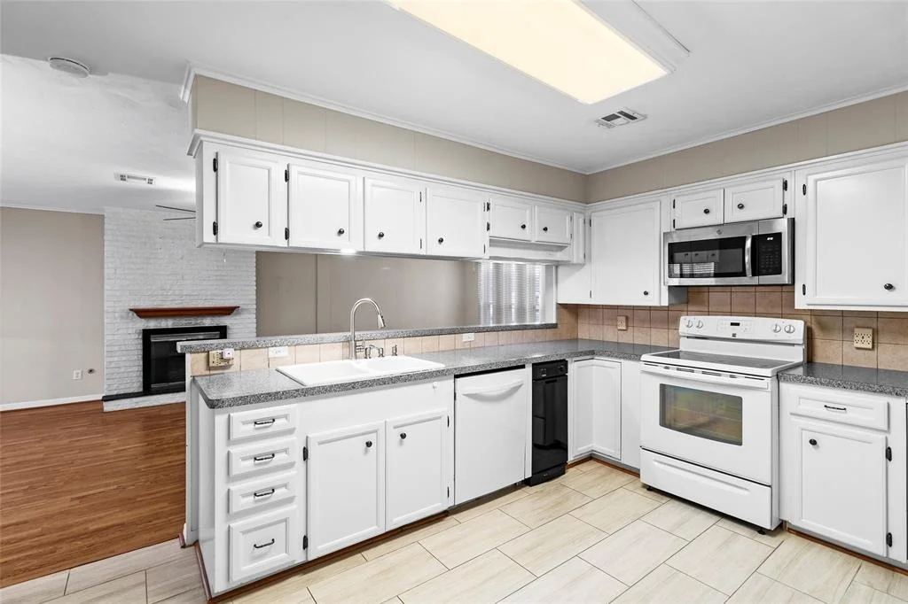 Photo of 5419 Saxon Drive