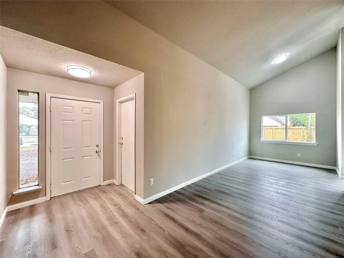 Photo of 7730 Chaseview Drive