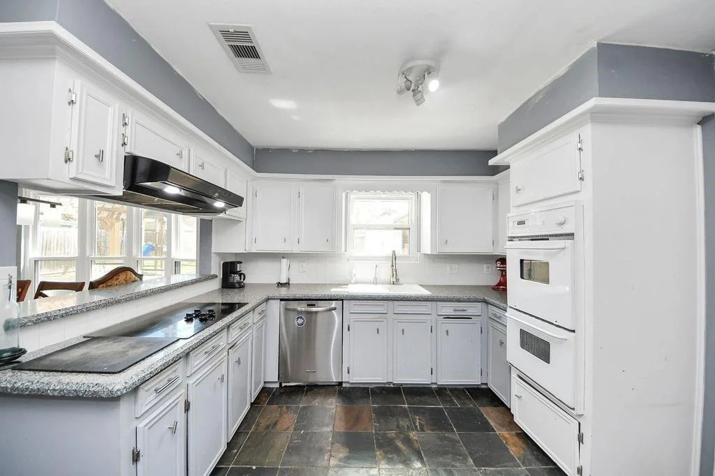 Photo of 16406 Shady Elms Drive