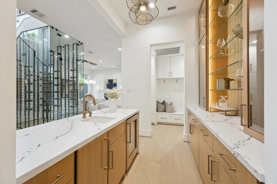 Photo of 2118 Westgate Drive