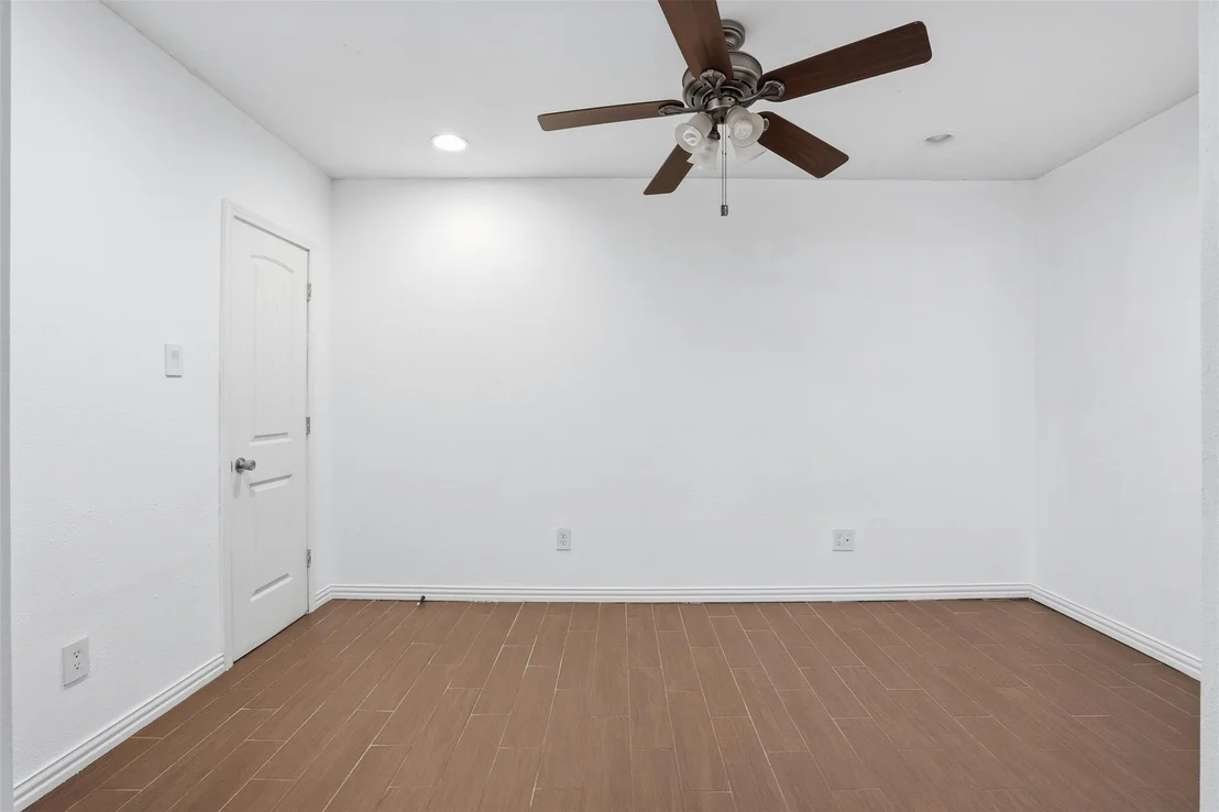 Photo of 2605 Burke Road