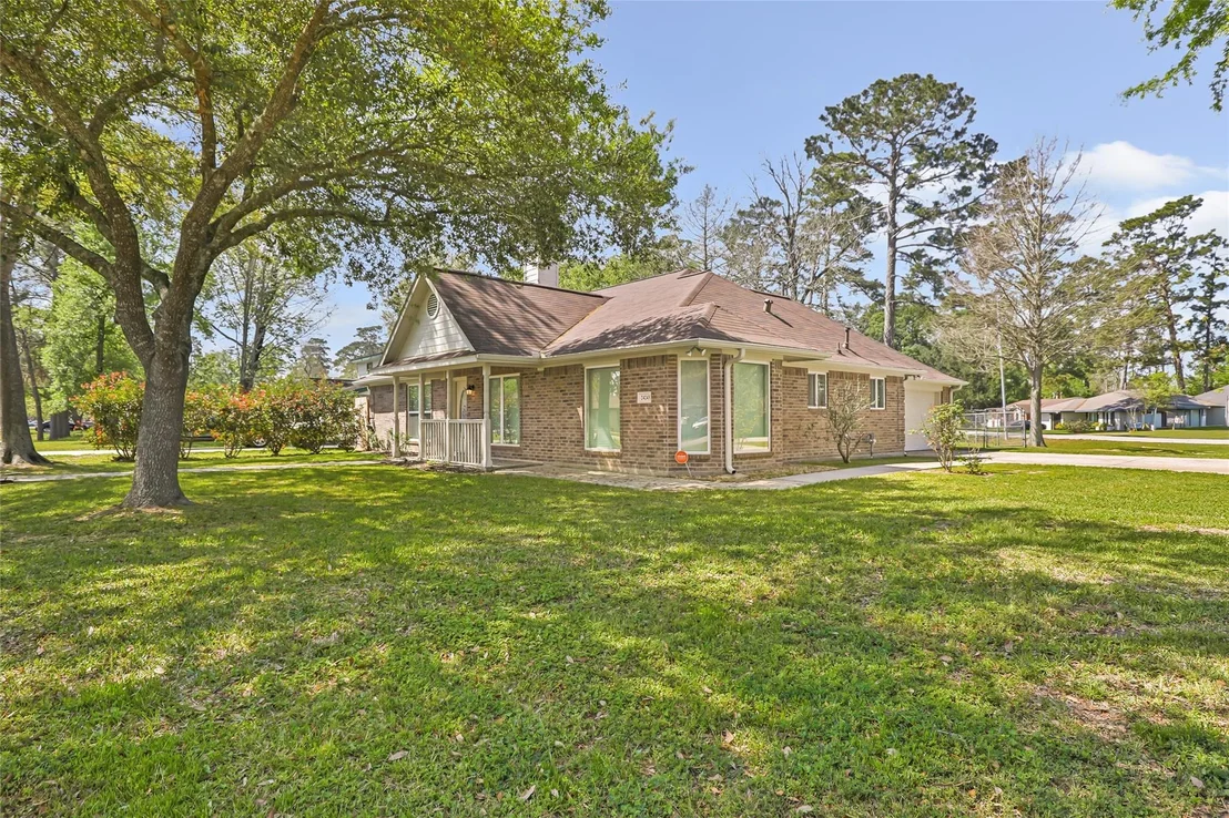 Photo of 24243 Red Deer Drive