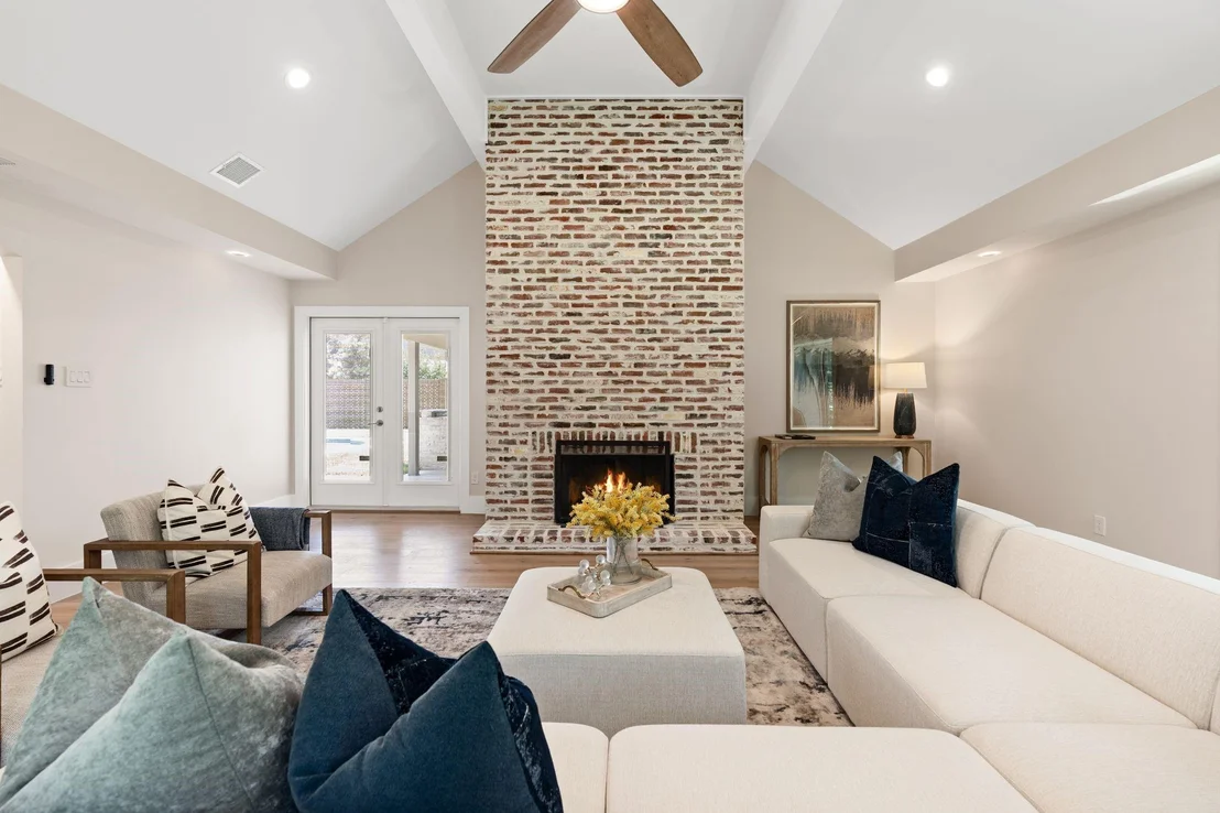 Photo of 5665 Pine Forest Road