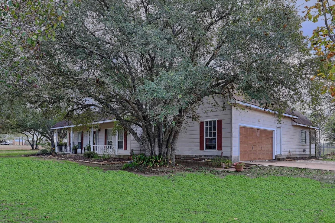 Photo of 319 County Road 131a