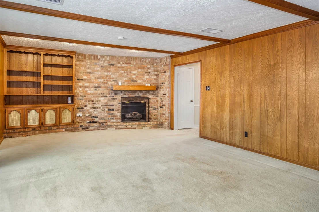 Photo of 2023 Forest Manor Drive
