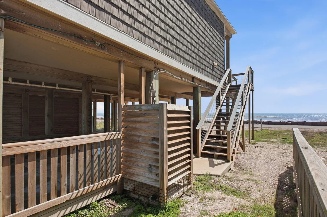 Photo of 706 Beach Drive