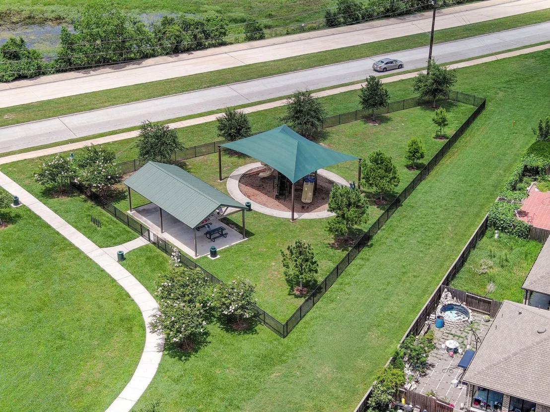 Photo of 918 Willow Timber Drive