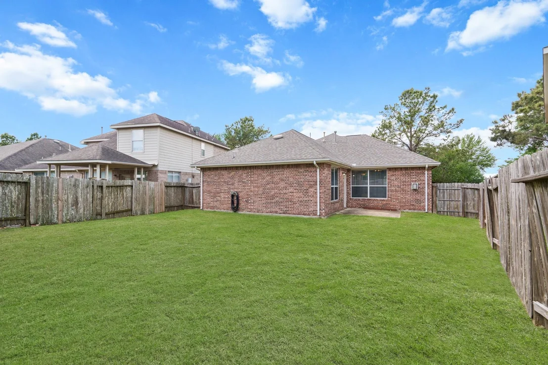 Photo of 7419 Avalon Trace