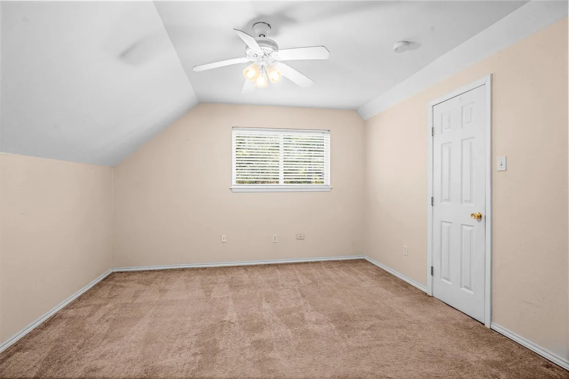 Photo of 8118 Oak Moss Drive