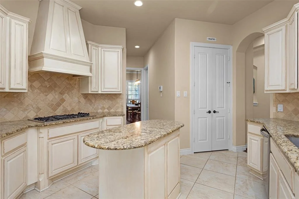 Photo of 40393 Mostyn Drive