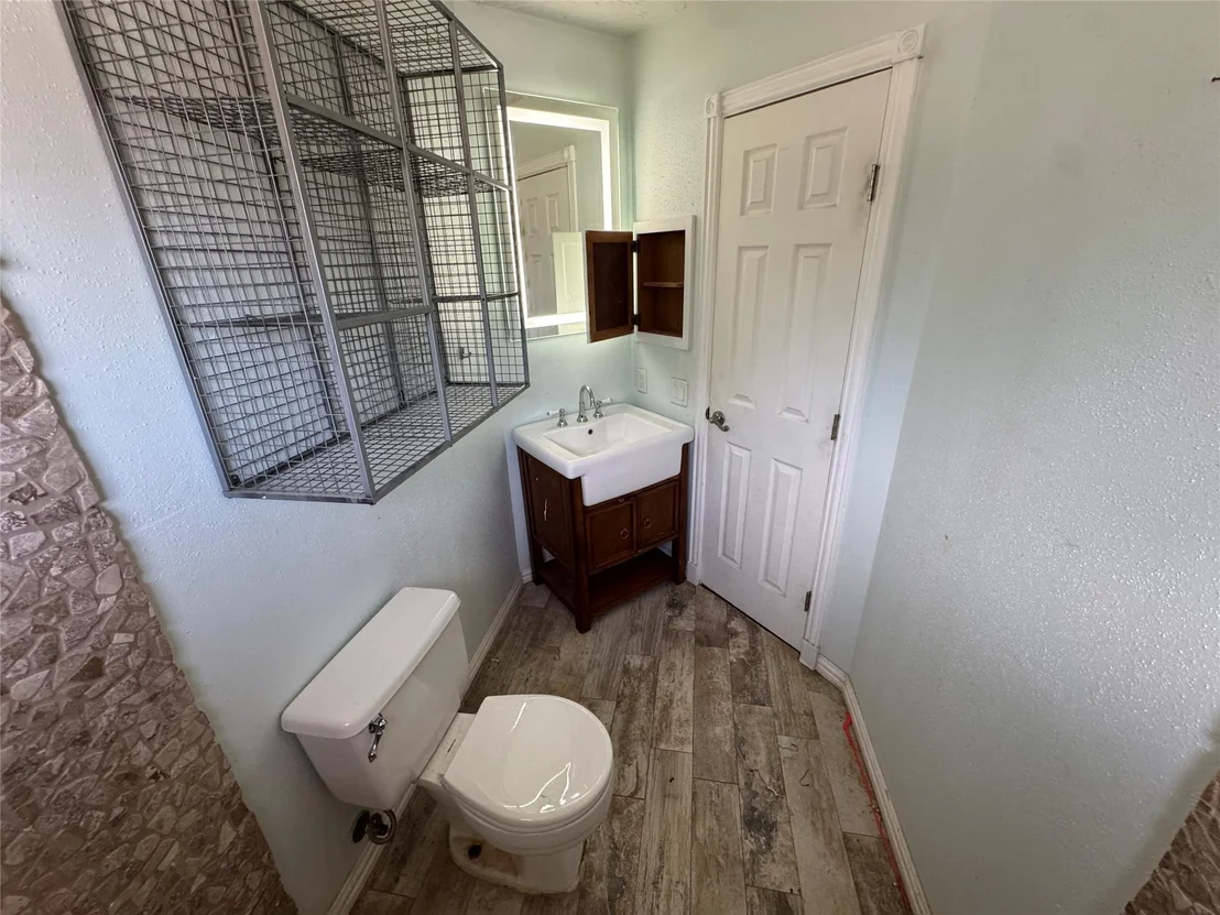 Photo of 4514 Beechcraft Street