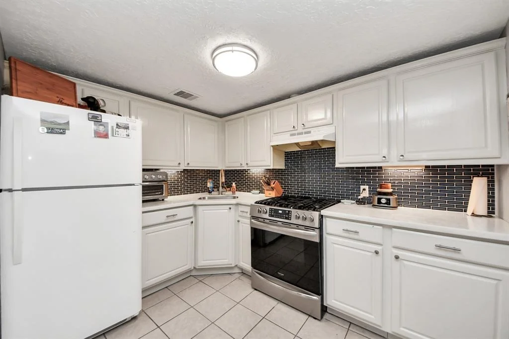 Photo of 2014 Forest Oaks Drive