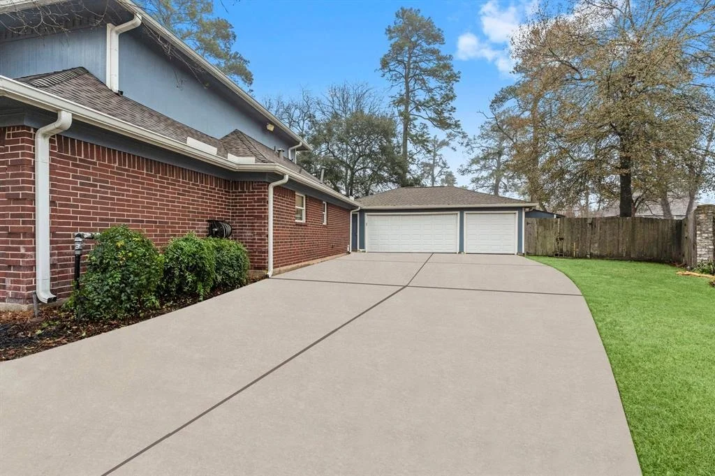 Photo of 6511 Hickorycrest Drive