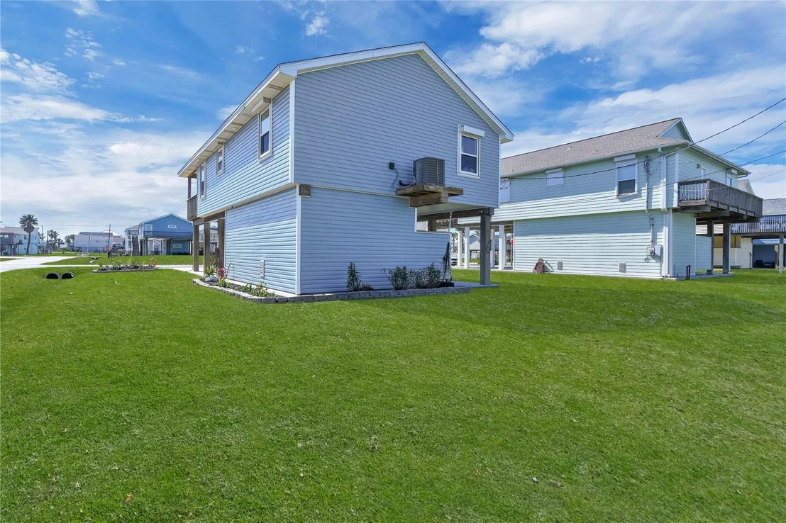 Photo of 4023 Grayson Dr