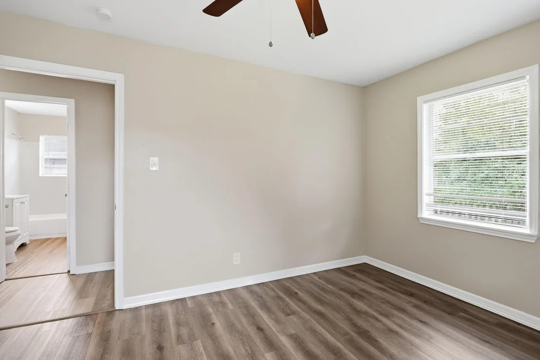 Photo of 9242 Forest View Street