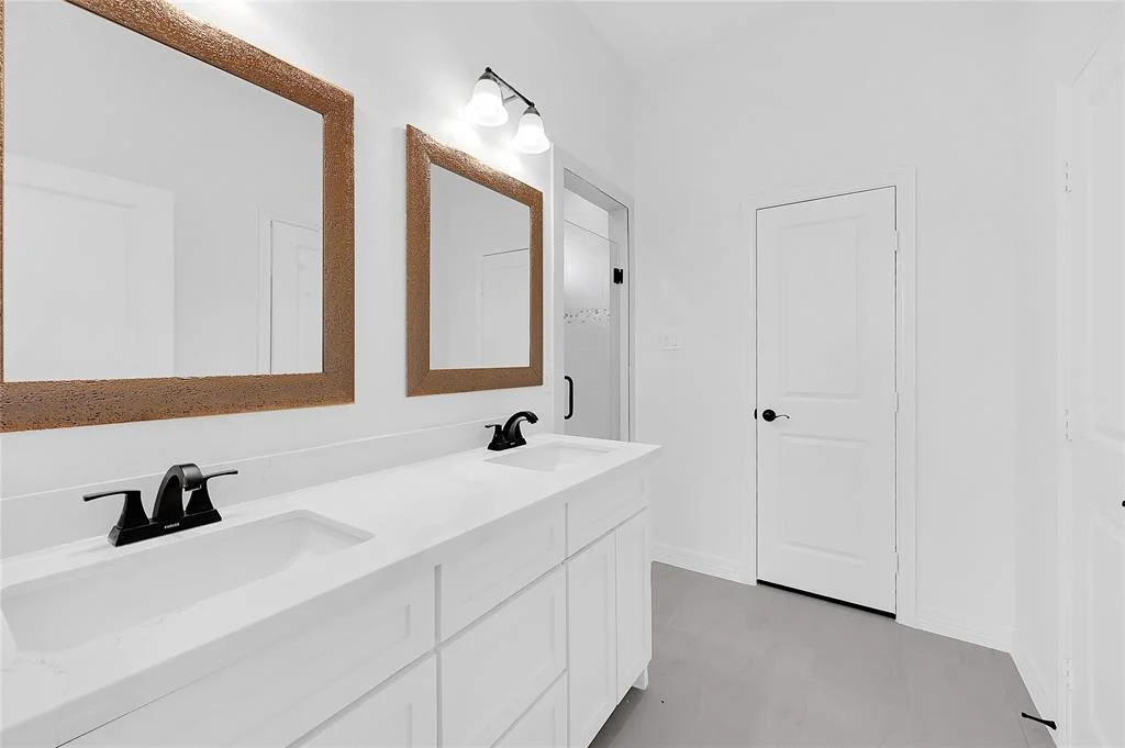 Photo of 214 Alder Loop