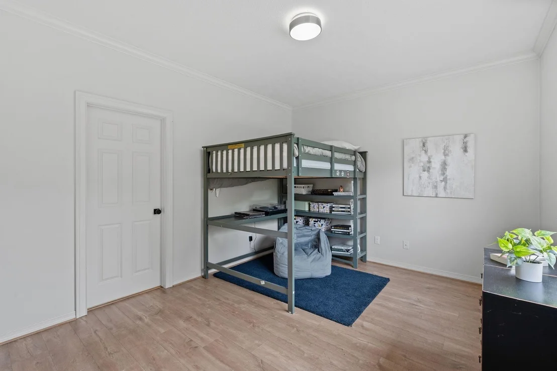 Photo of 63 W Horizon Ridge Place