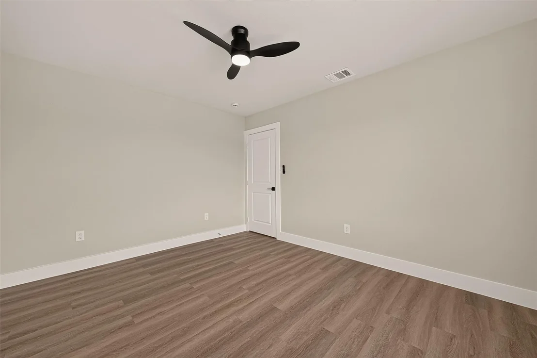 Photo of 1269 Road 5714