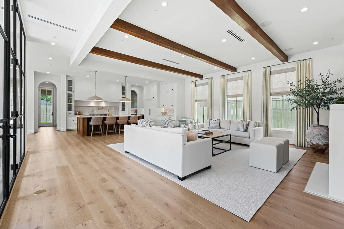 Photo of 8722 Lupton Lane