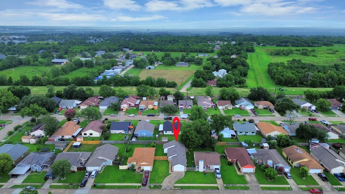 Photo of 5212 Willowview Drive