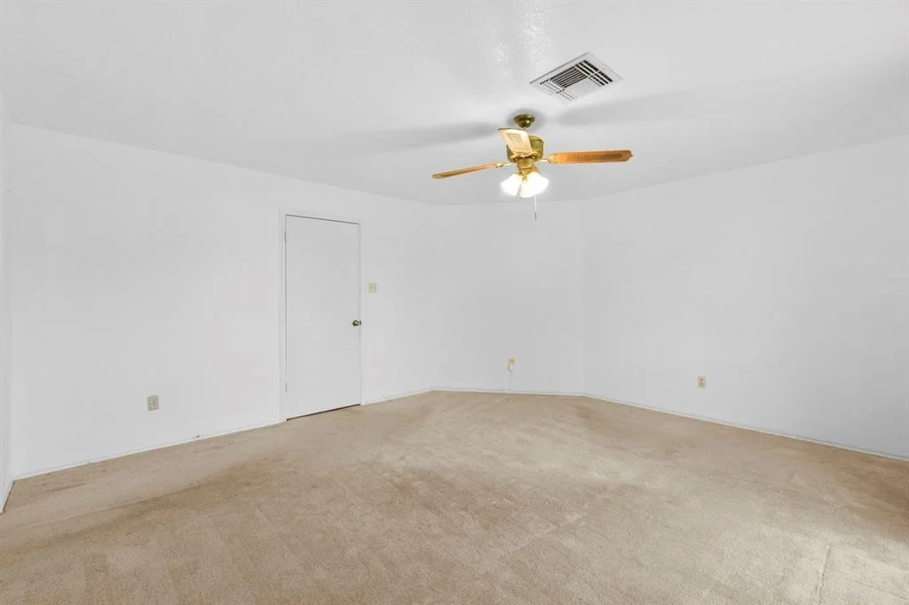 Photo of 3816 Redbud Drive
