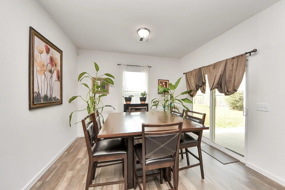 Photo of 1024 Banyon Tree Lane