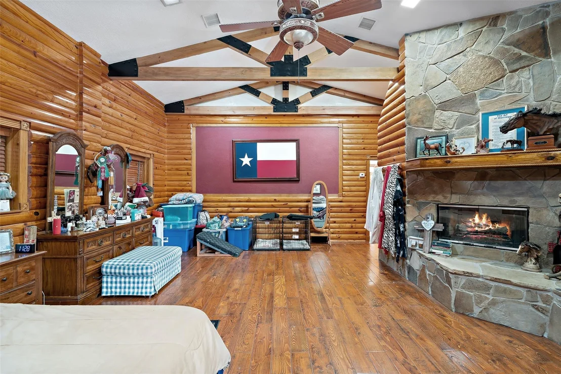 Photo of 7438 Wright Road
