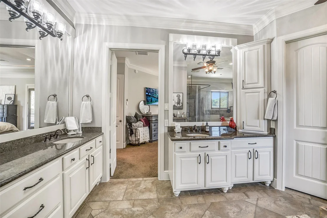 Photo of 22114 Meadowhurst Circle E