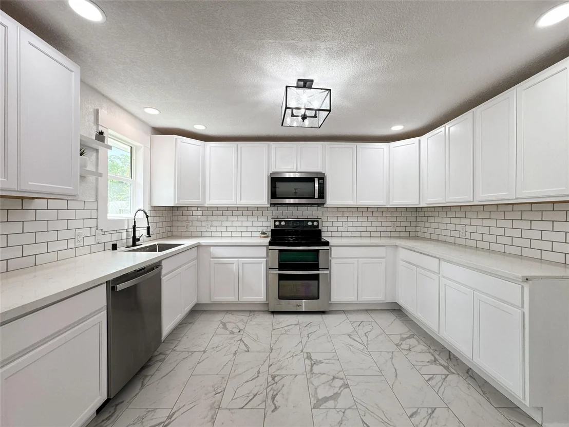 Photo of 17958 County Road 426
