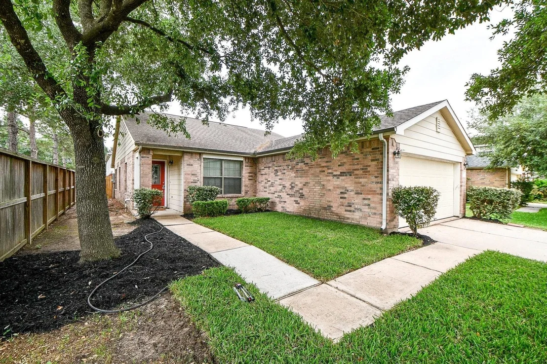 Photo of 29530 Legends Glen Drive