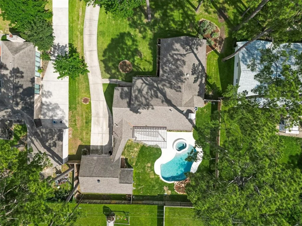Photo of 6527 Walton Heath Drive
